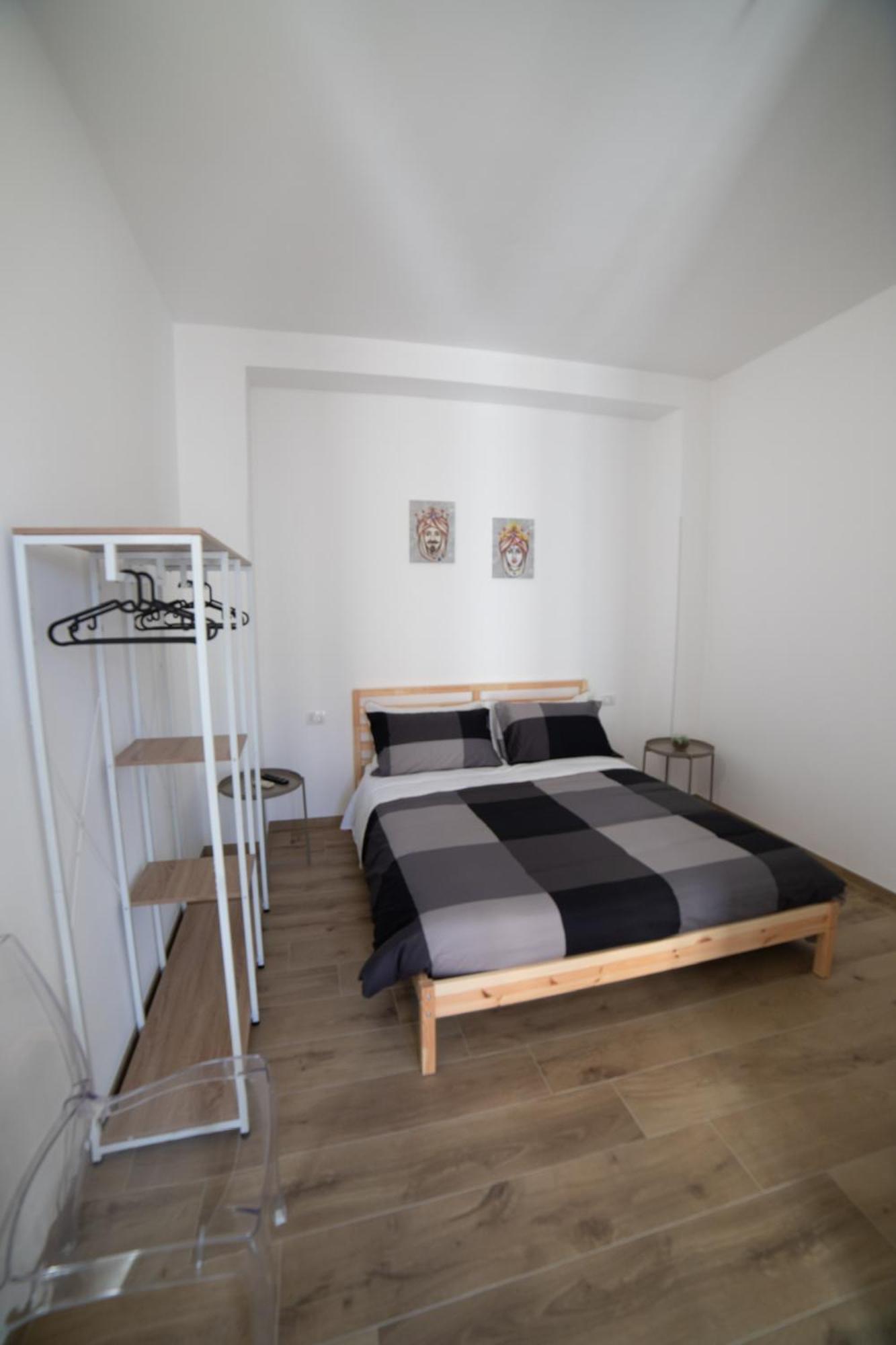 Residence Le Tre Piazze Syracuse ภายนอก รูปภาพ