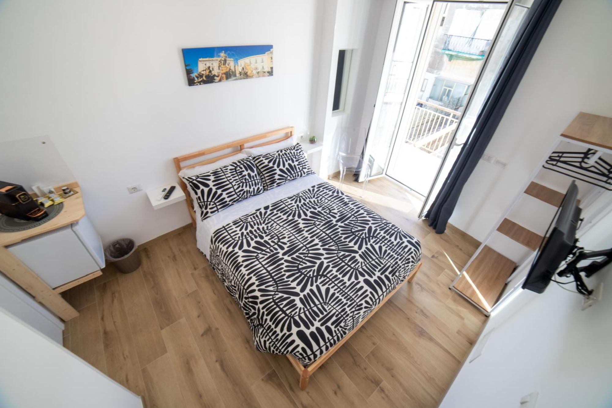 Residence Le Tre Piazze Syracuse ภายนอก รูปภาพ